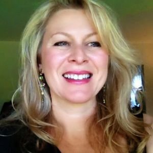 Meet your Posher, Lea